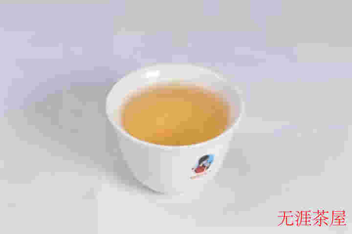 政和大白茶与红茶瑰宝：“醉红岩”——独特风味与历史传承